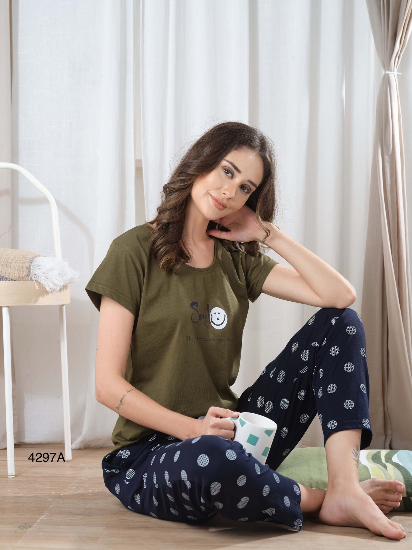 ROUND NECK NIGHT SUIT
