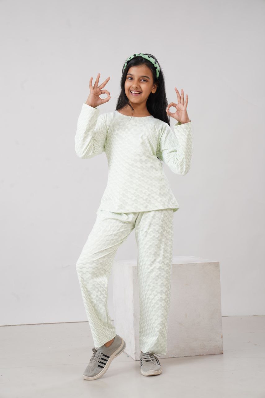 GIRLS NIGHT SUIT