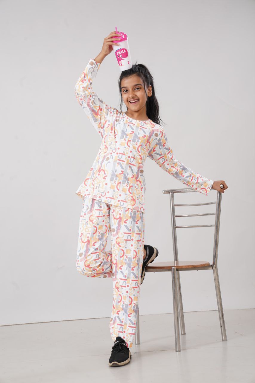GIRLS NIGHT SUIT